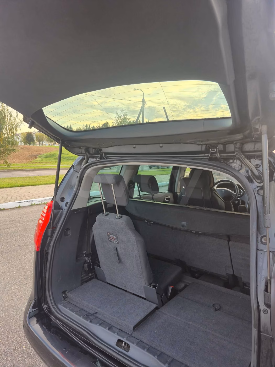 Peugeot 5008 фото 15