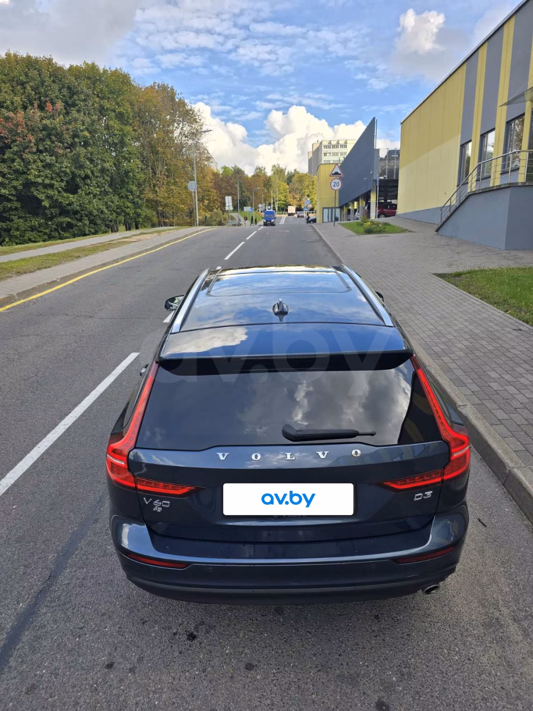 Volvo V60 фото 4