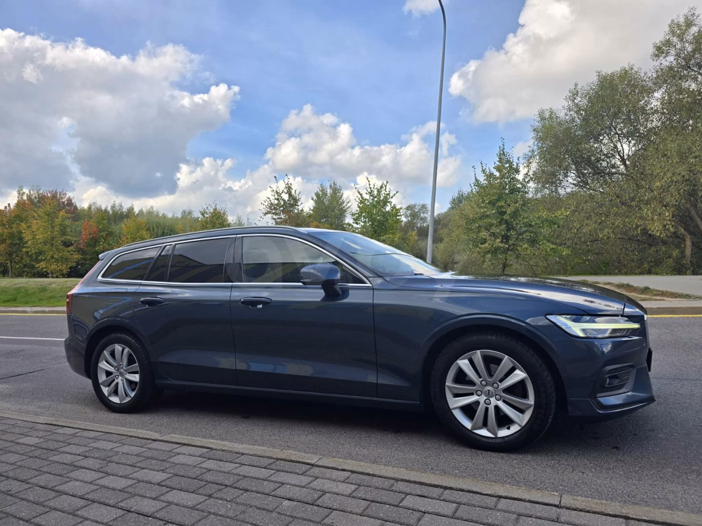 Volvo V60 фото 6