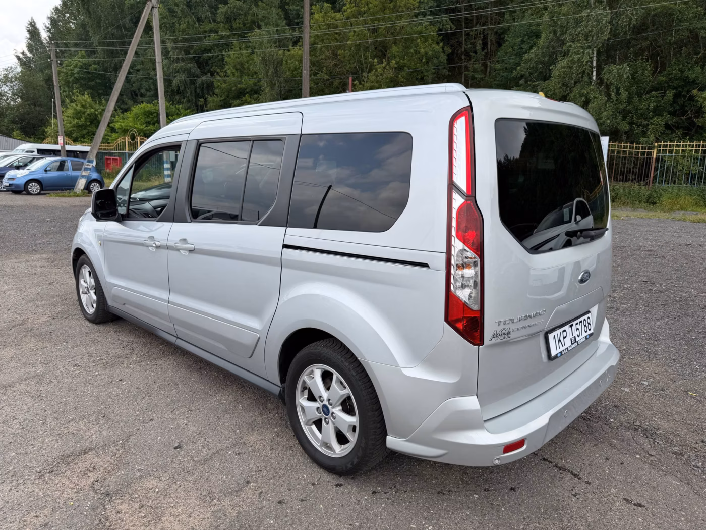 Ford Tourneo Connect фото 11