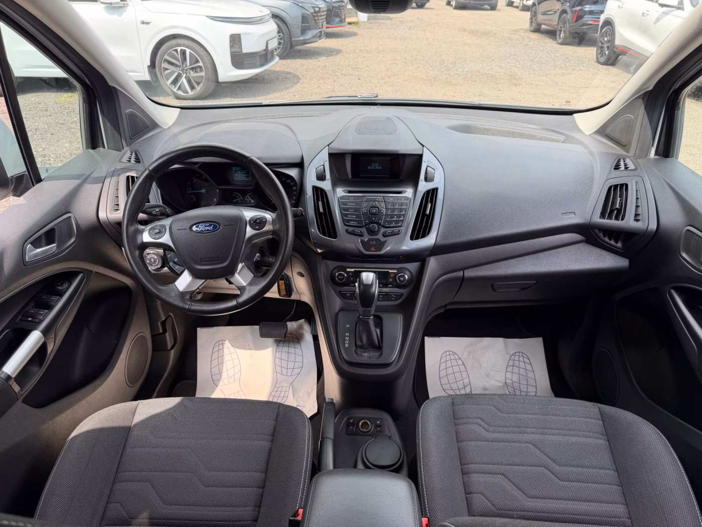 Ford Tourneo Connect фото 18