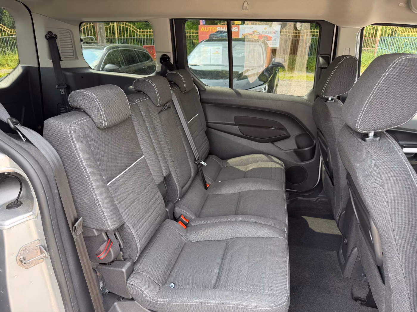 Ford Tourneo Connect фото 20