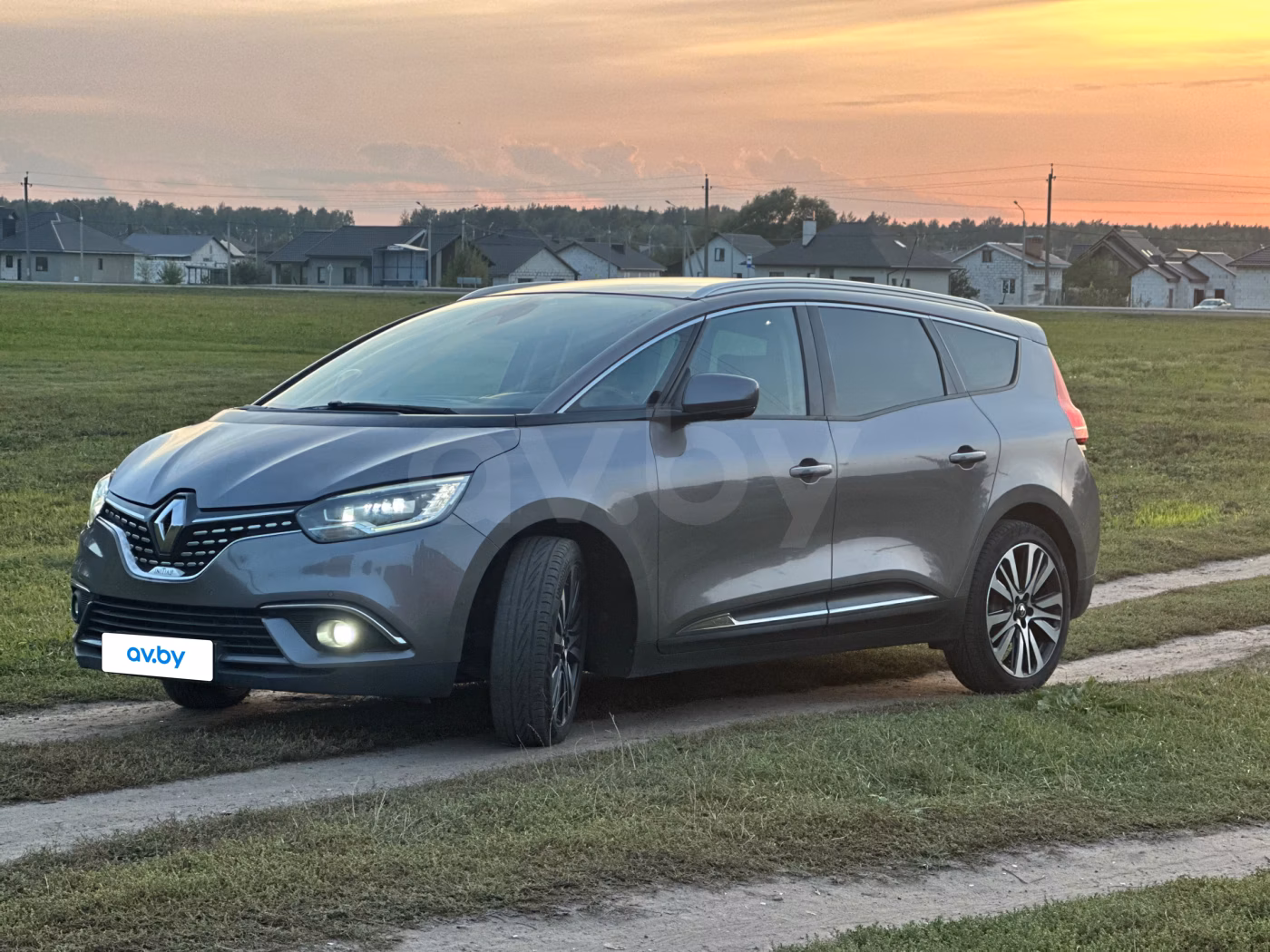 Renault Grand Scenic фото 3