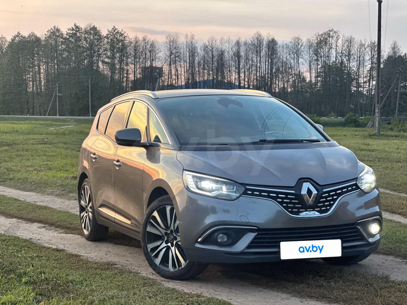 Renault Grand Scenic фото 4