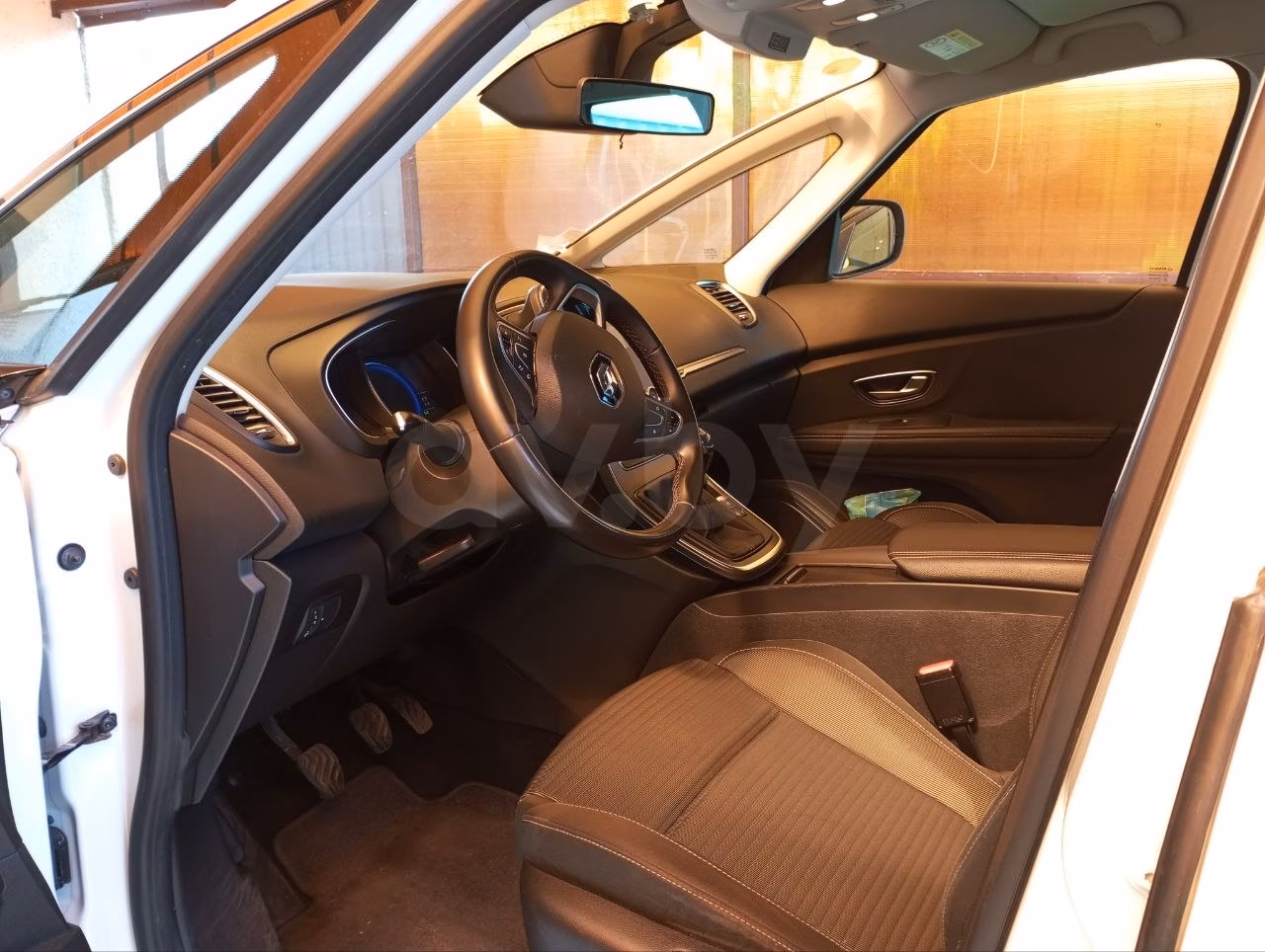 Renault Grand Scenic фото 7