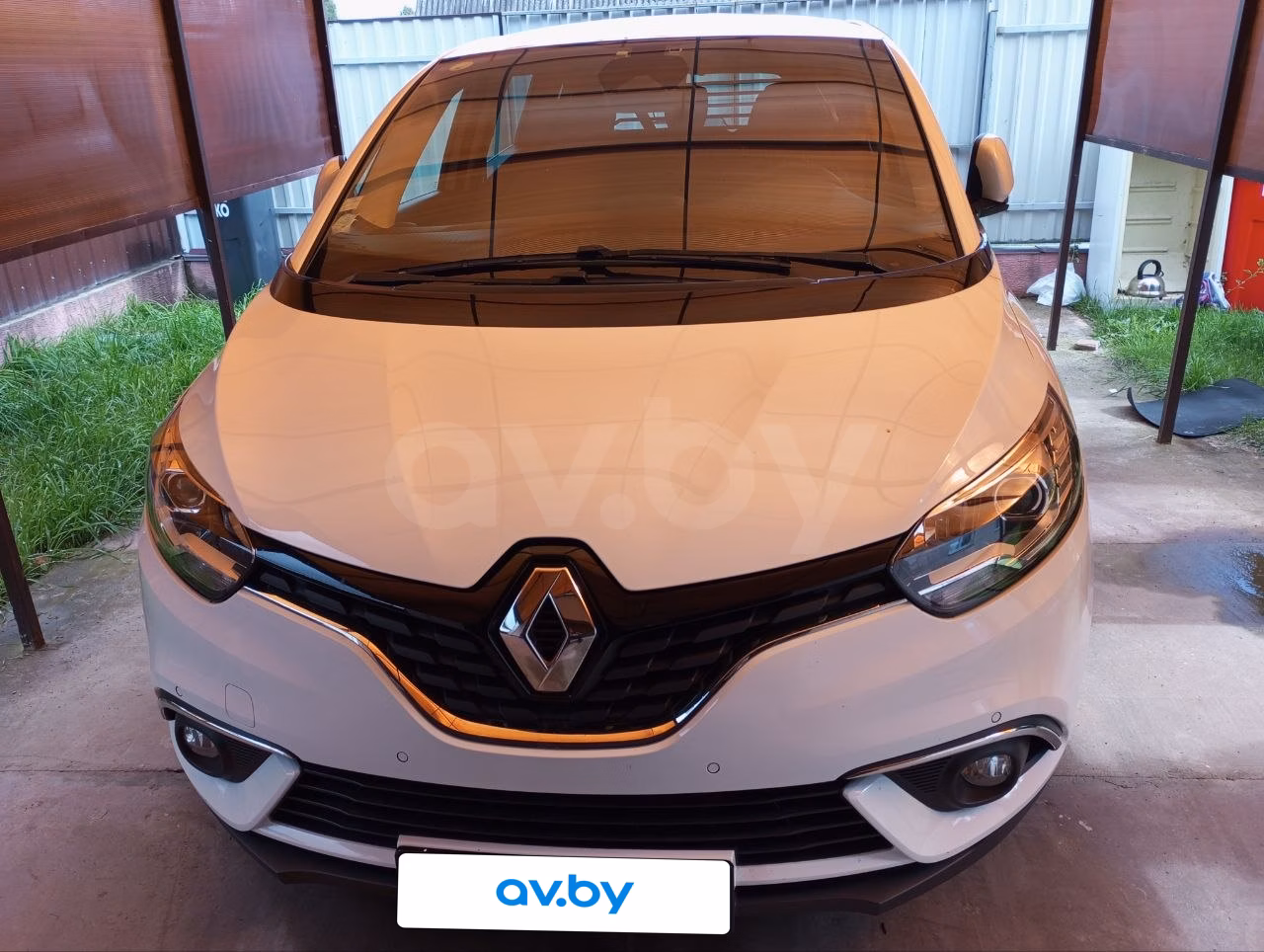 Renault Grand Scenic фото 9