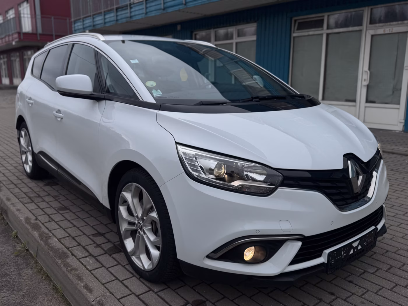 Renault Grand Scenic фото 8
