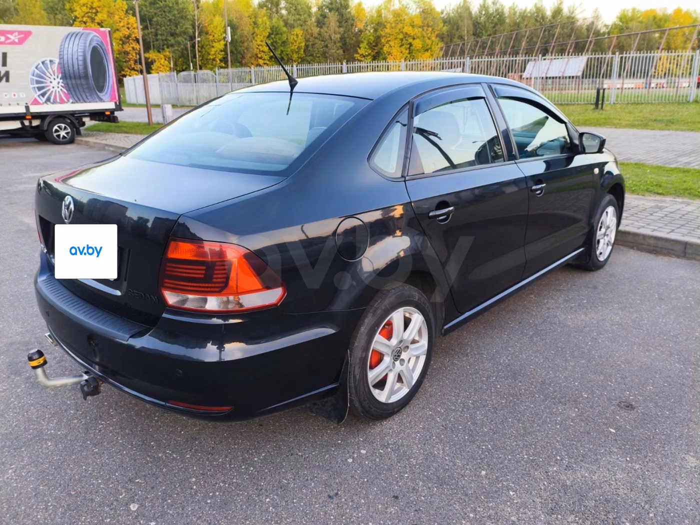 Volkswagen Polo Sedan фото 4