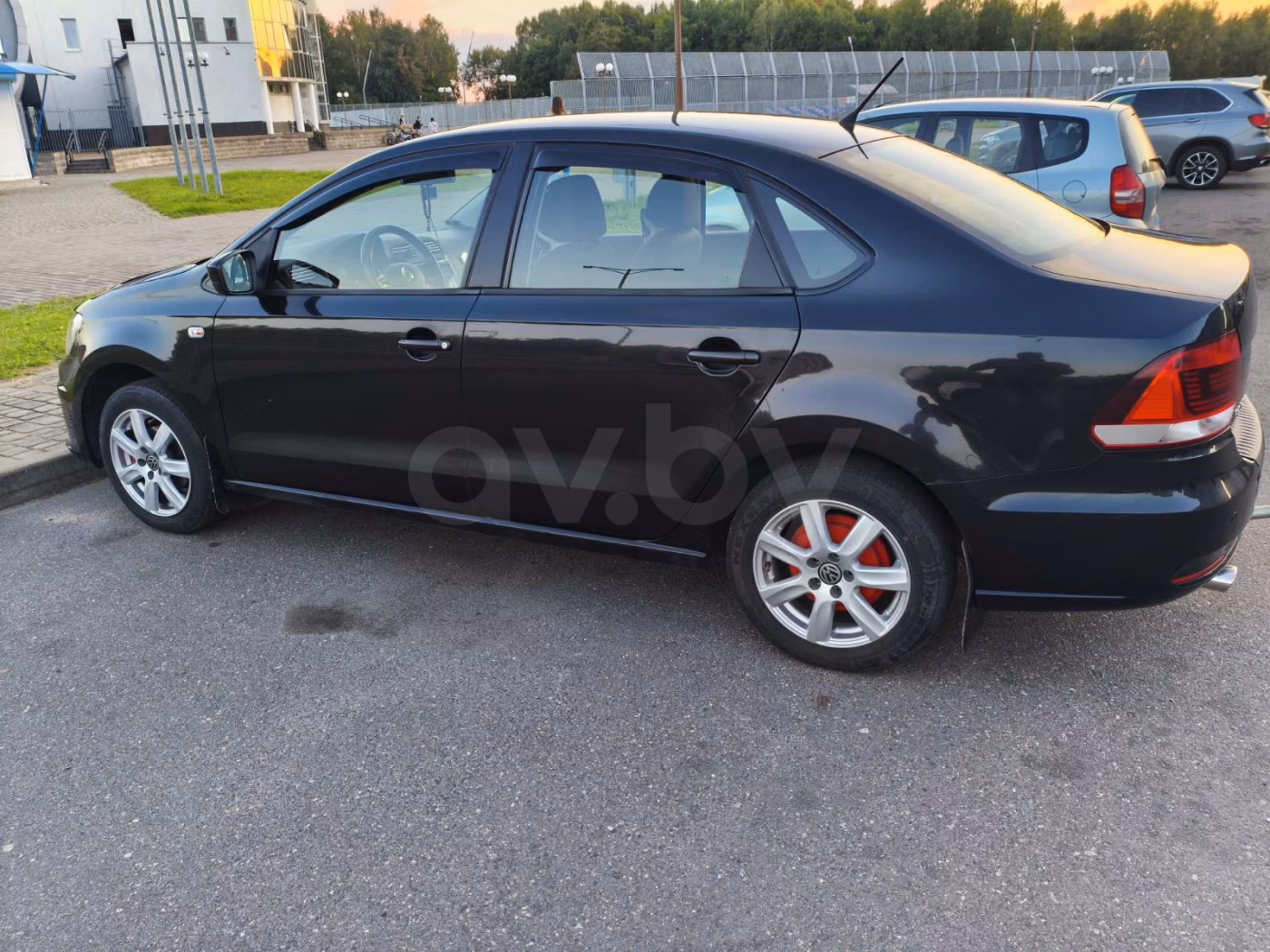 Volkswagen Polo Sedan фото 6