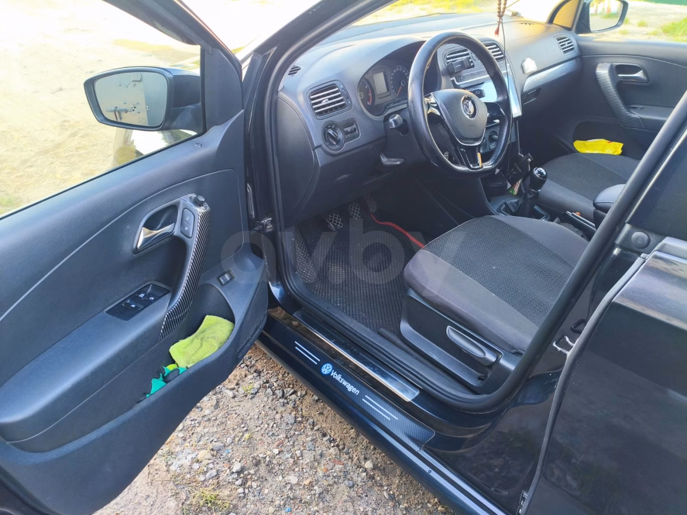 Volkswagen Polo Sedan фото 11