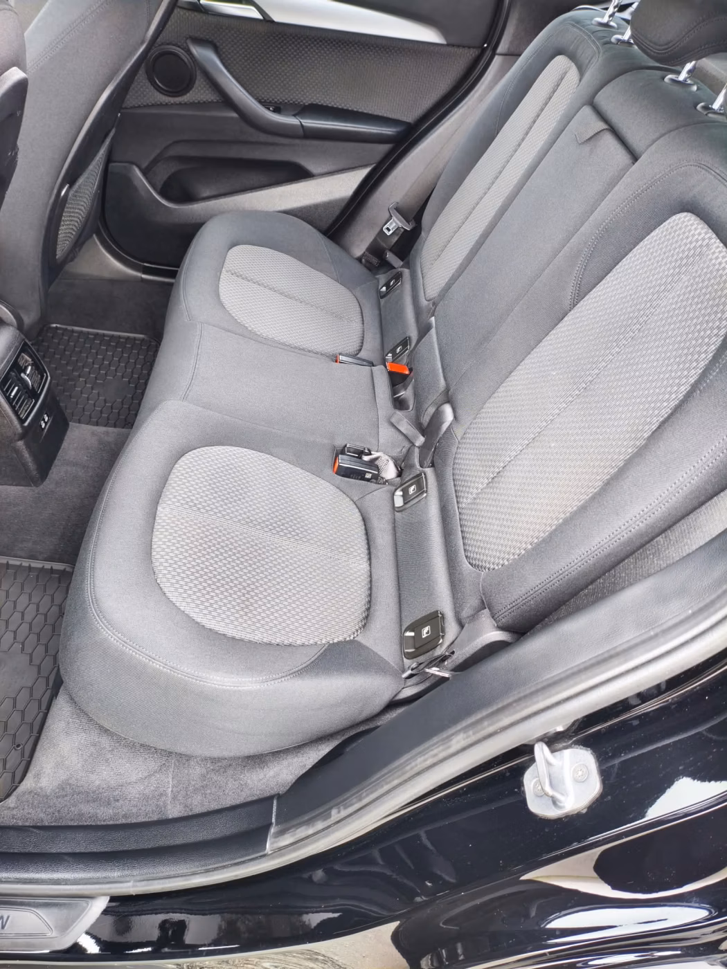 BMW X1 фото 7