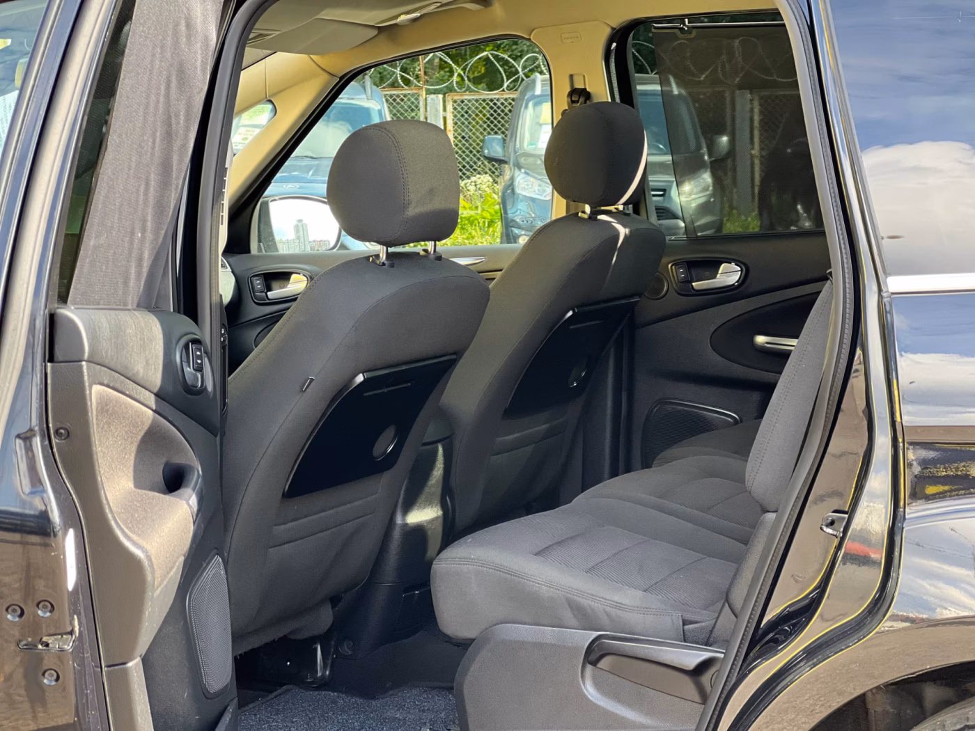 Ford S-MAX фото 14