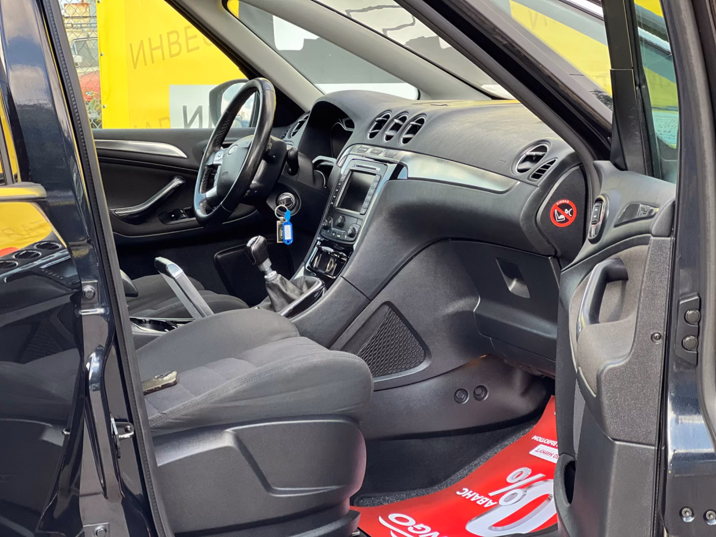 Ford S-MAX фото 17