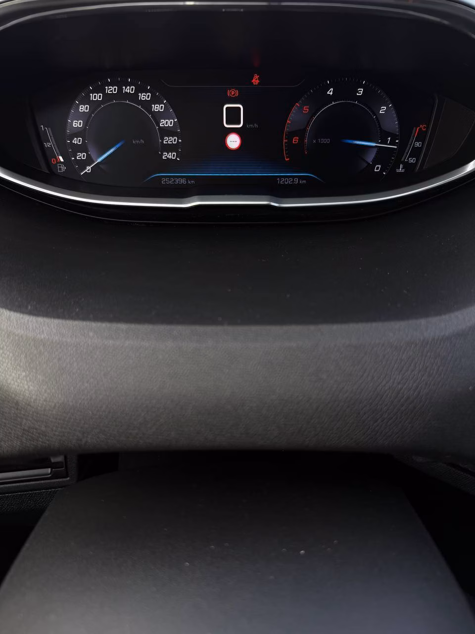 Peugeot 3008 фото 11