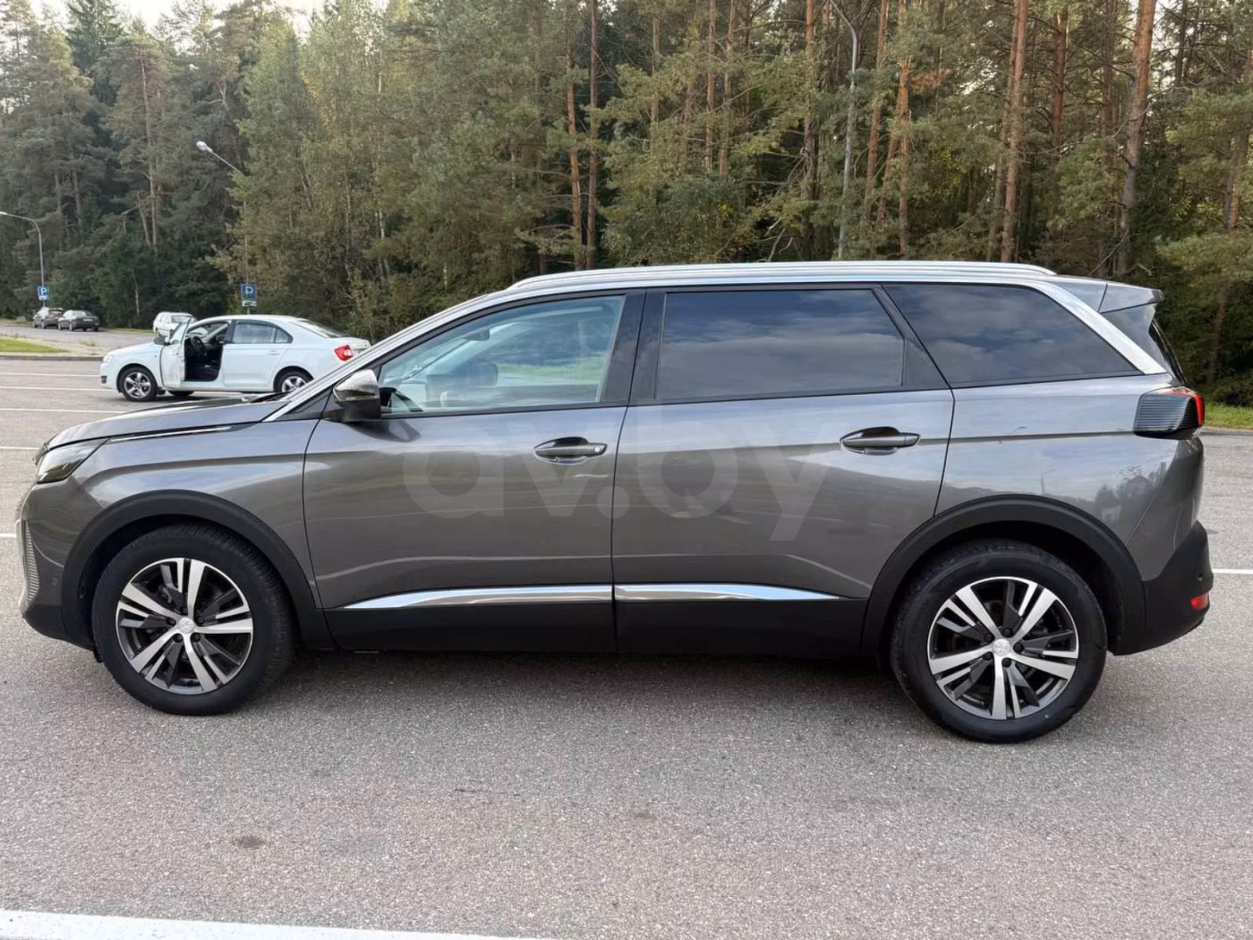Peugeot 5008 фото 2
