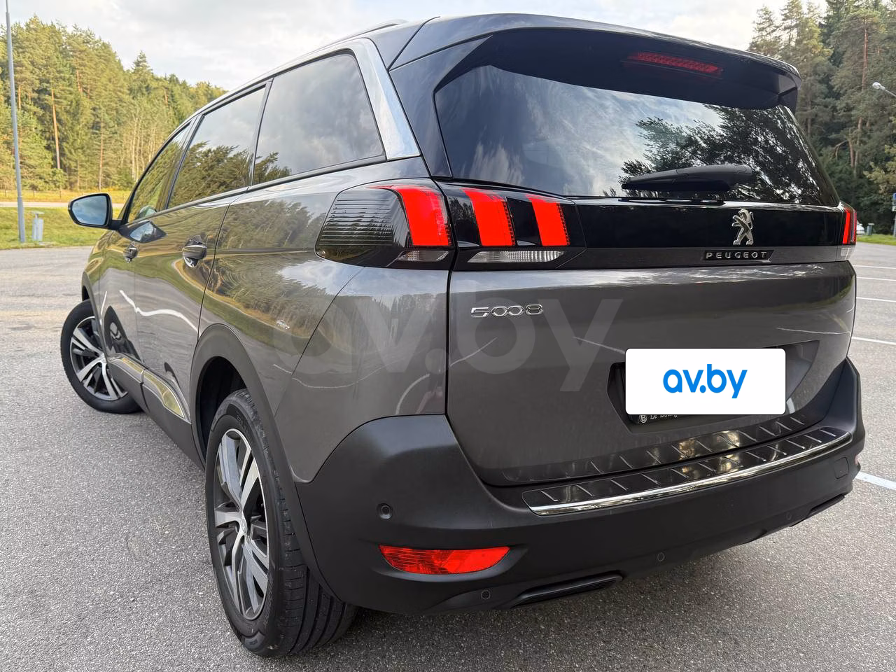 Peugeot 5008 фото 3
