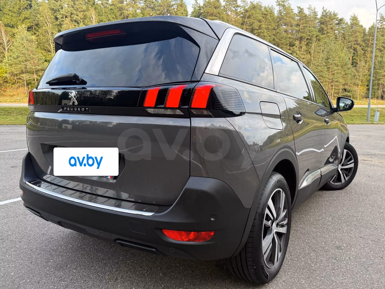 Peugeot 5008 фото 4