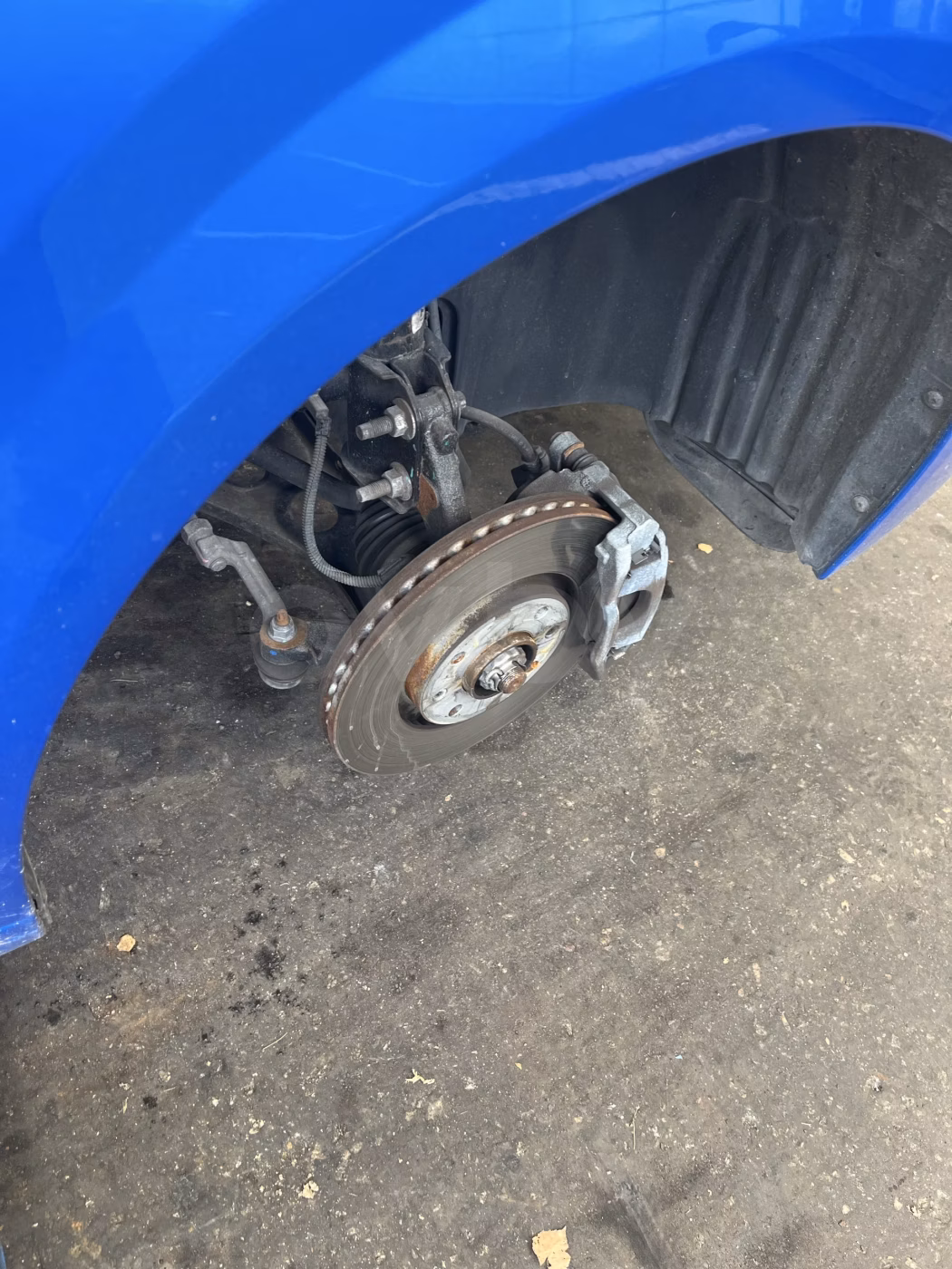 Peugeot 208 фото 9