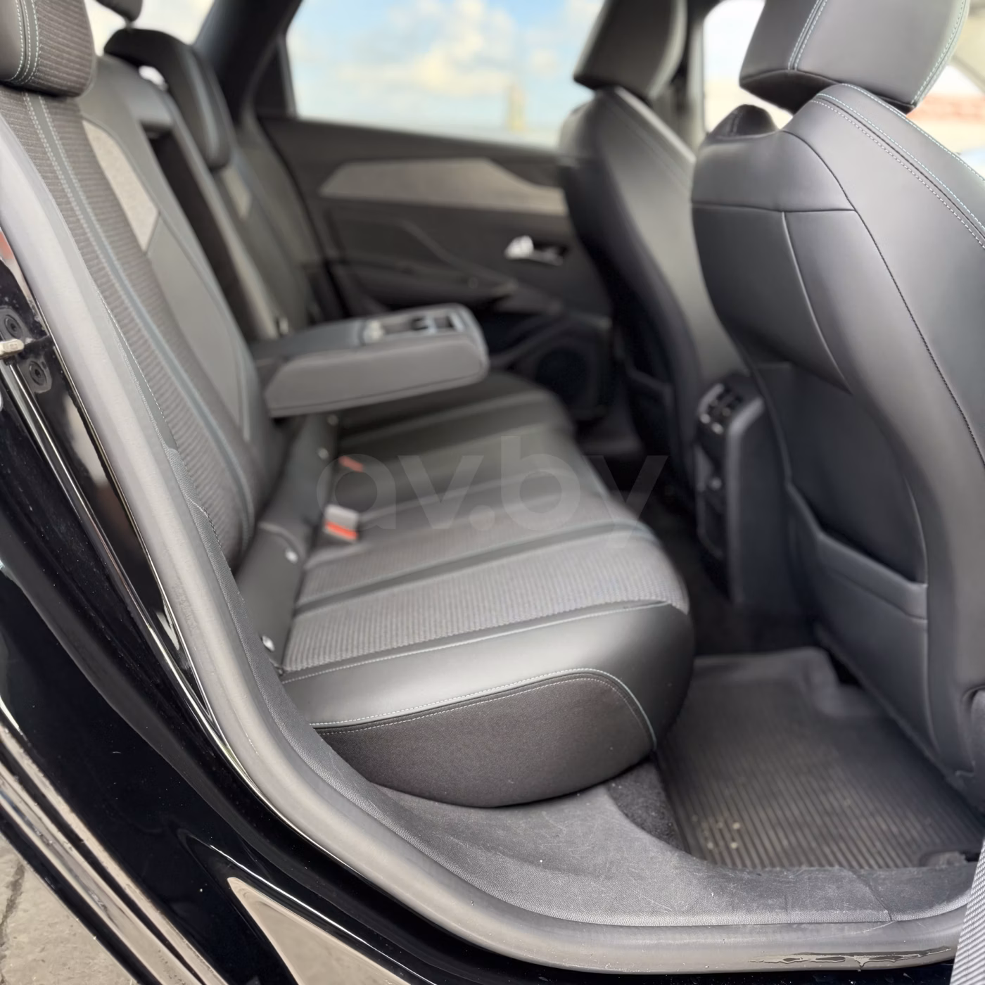 Peugeot 308 фото 12