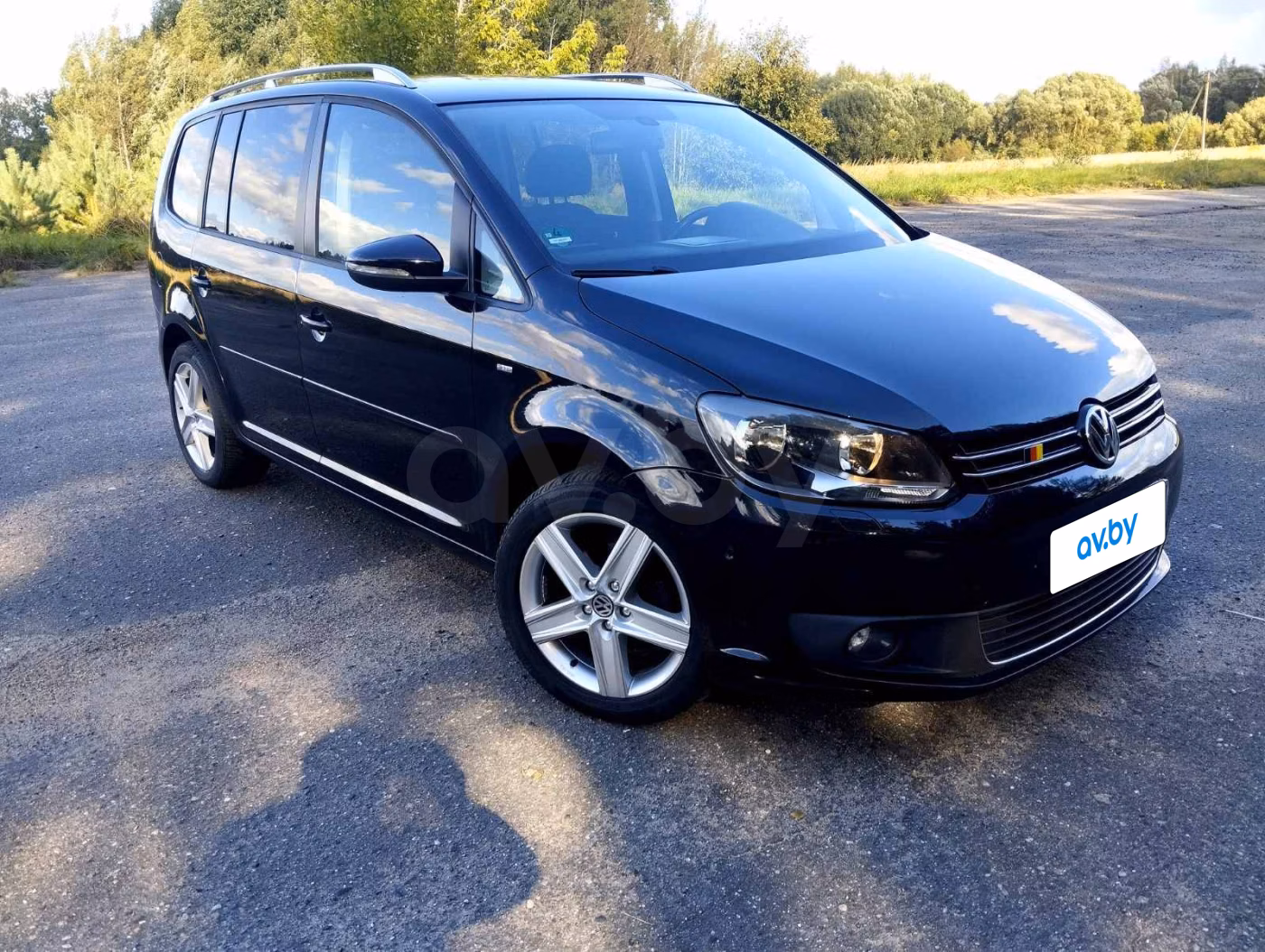 Volkswagen Touran фото 2