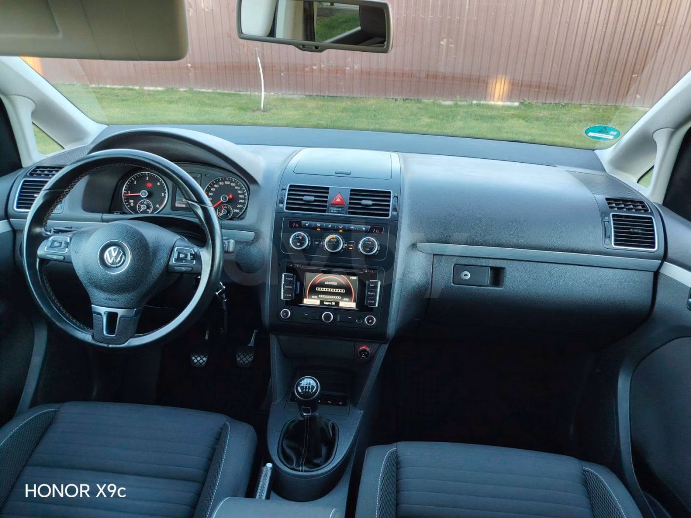 Volkswagen Touran фото 15