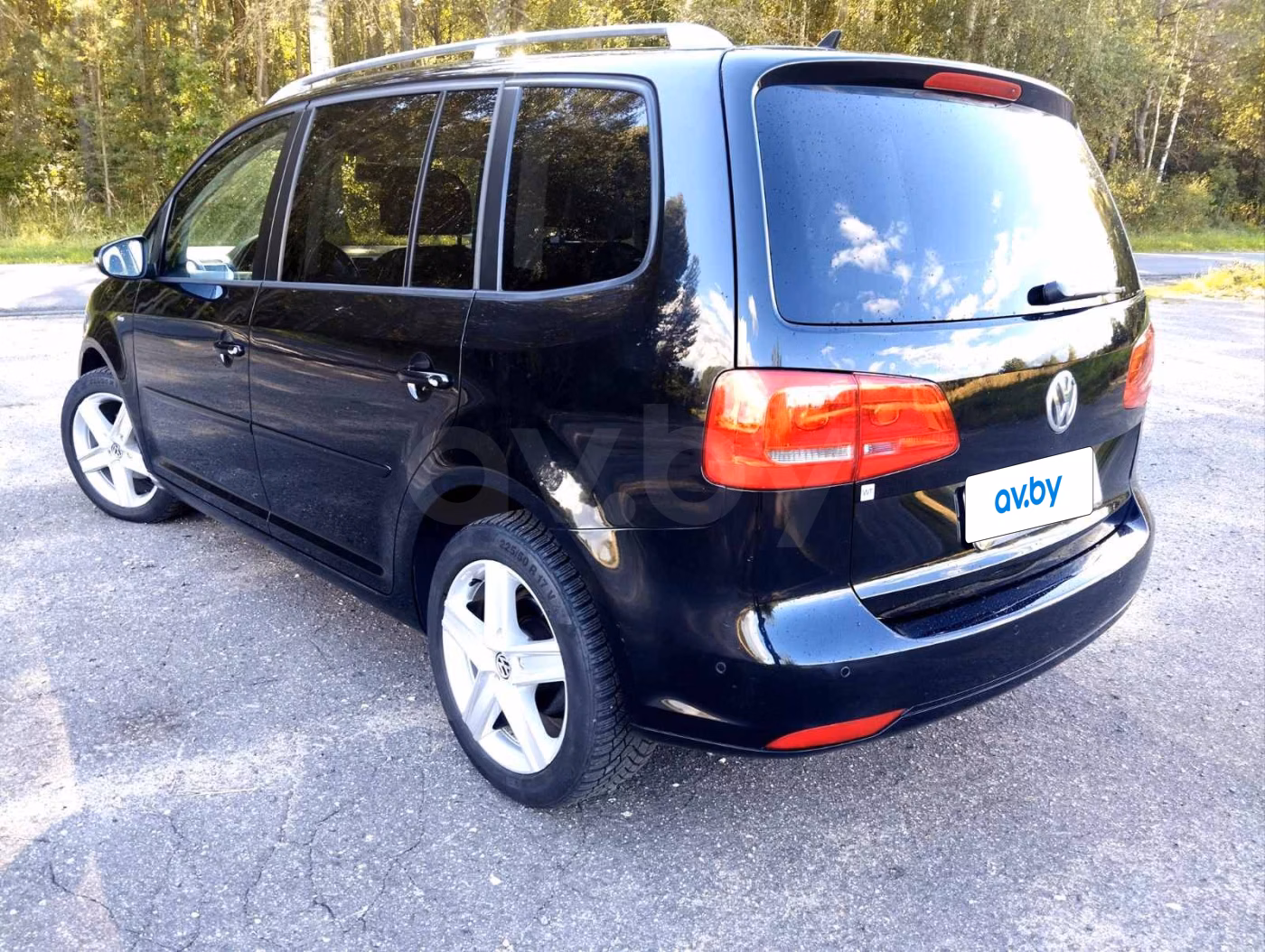 Volkswagen Touran фото 18