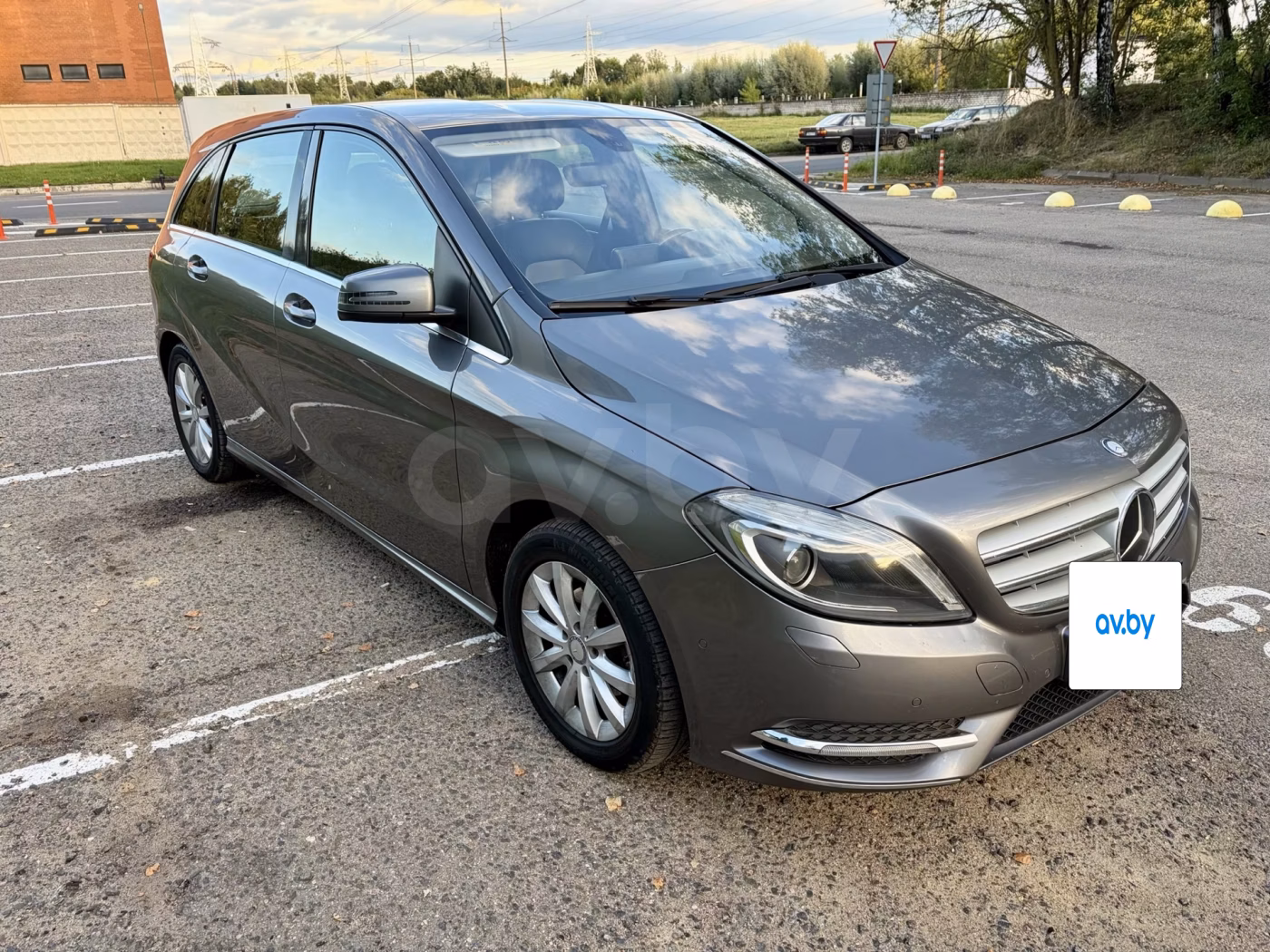Mercedes-Benz B-Класс фото 9
