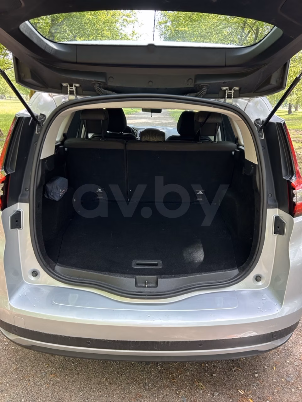 Renault Grand Scenic фото 10