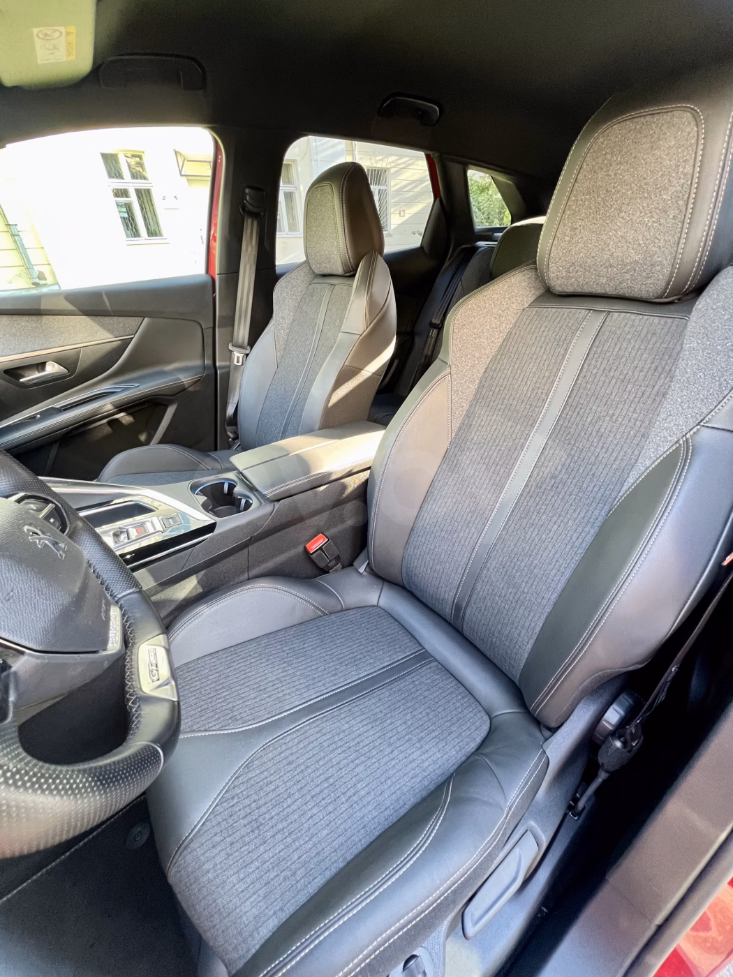 Peugeot 3008 фото 10