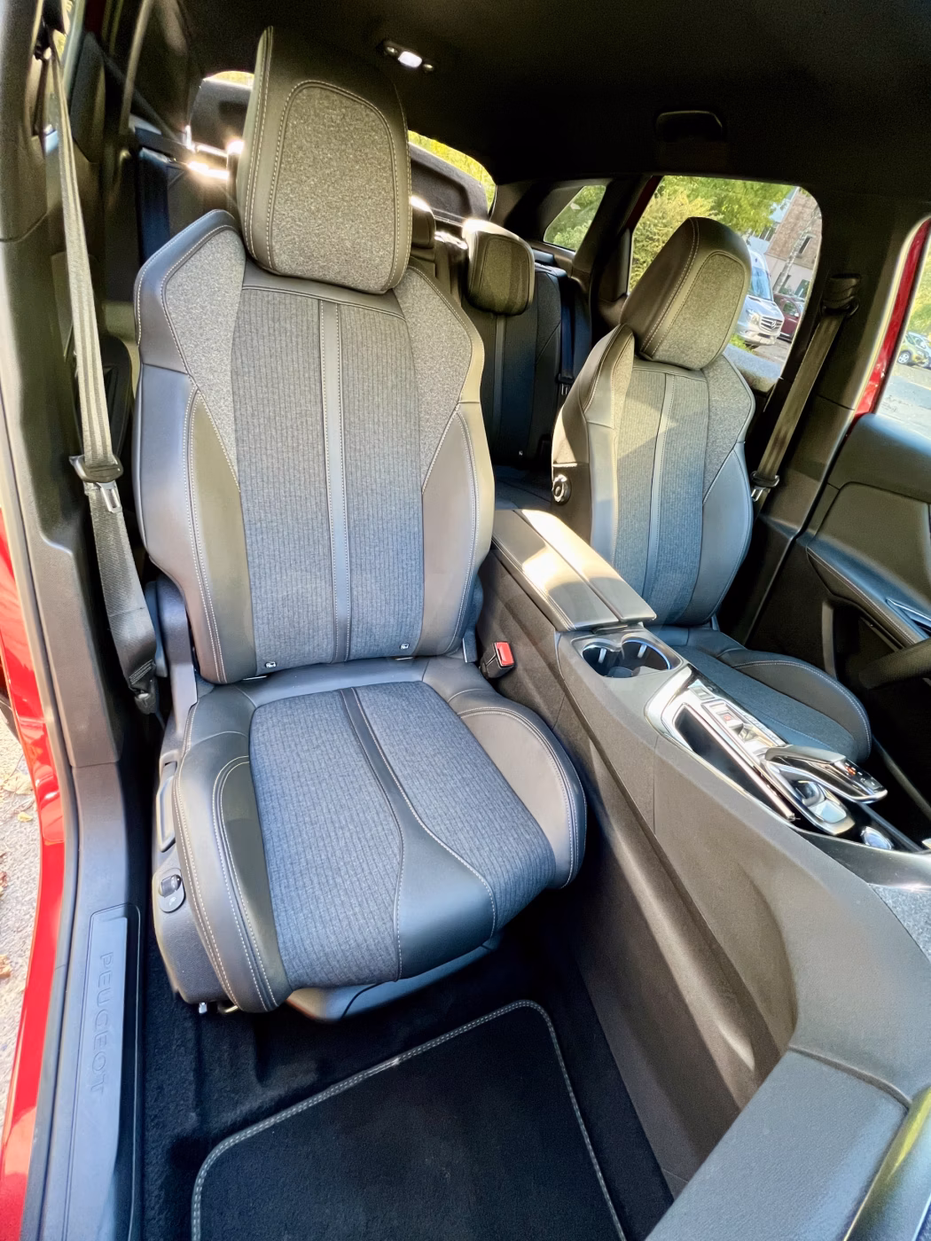 Peugeot 3008 фото 11