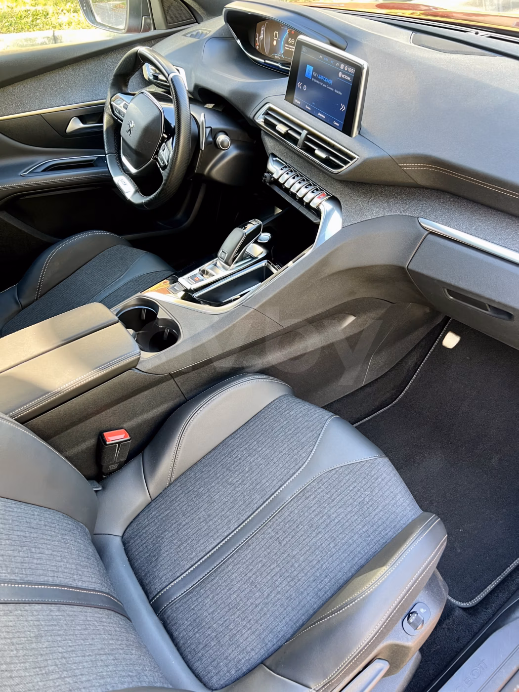 Peugeot 3008 фото 12