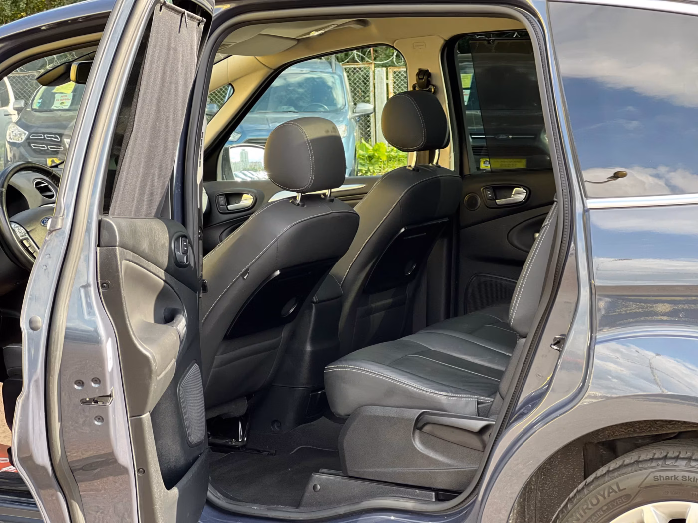 Ford S-MAX фото 20