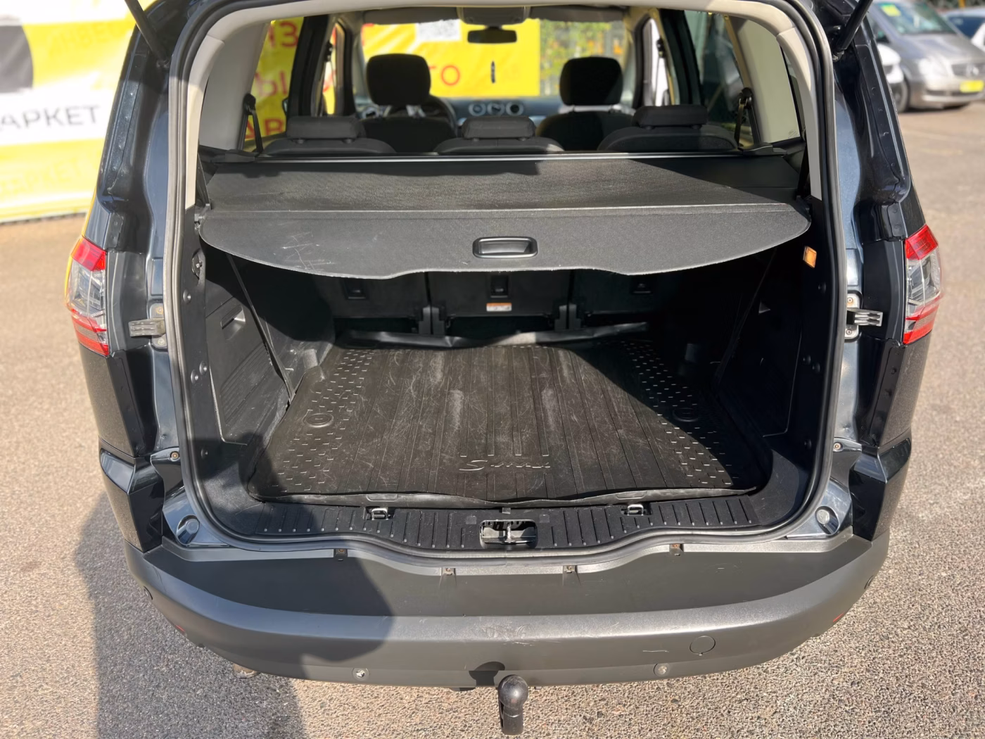 Ford S-MAX фото 9