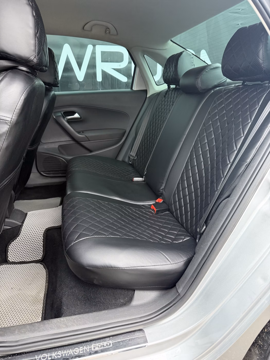 Volkswagen Polo Sedan фото 15