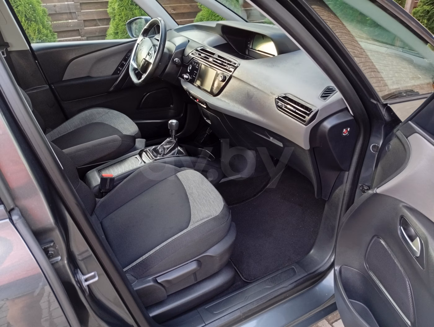 Citroen C4 Picasso фото 8