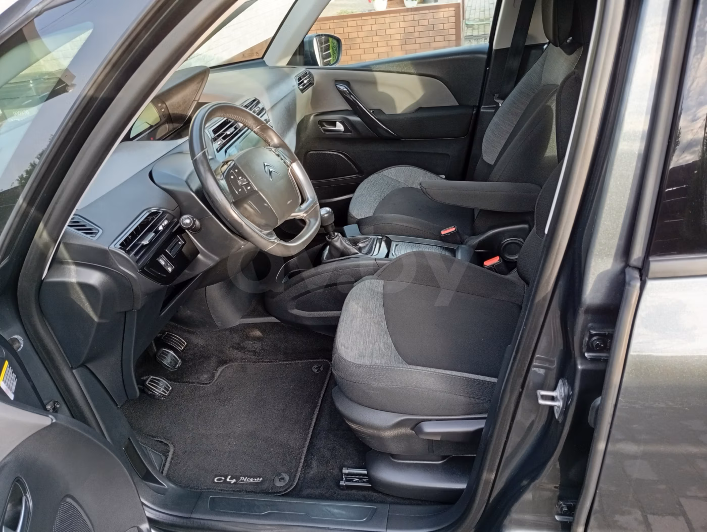Citroen C4 Picasso фото 10