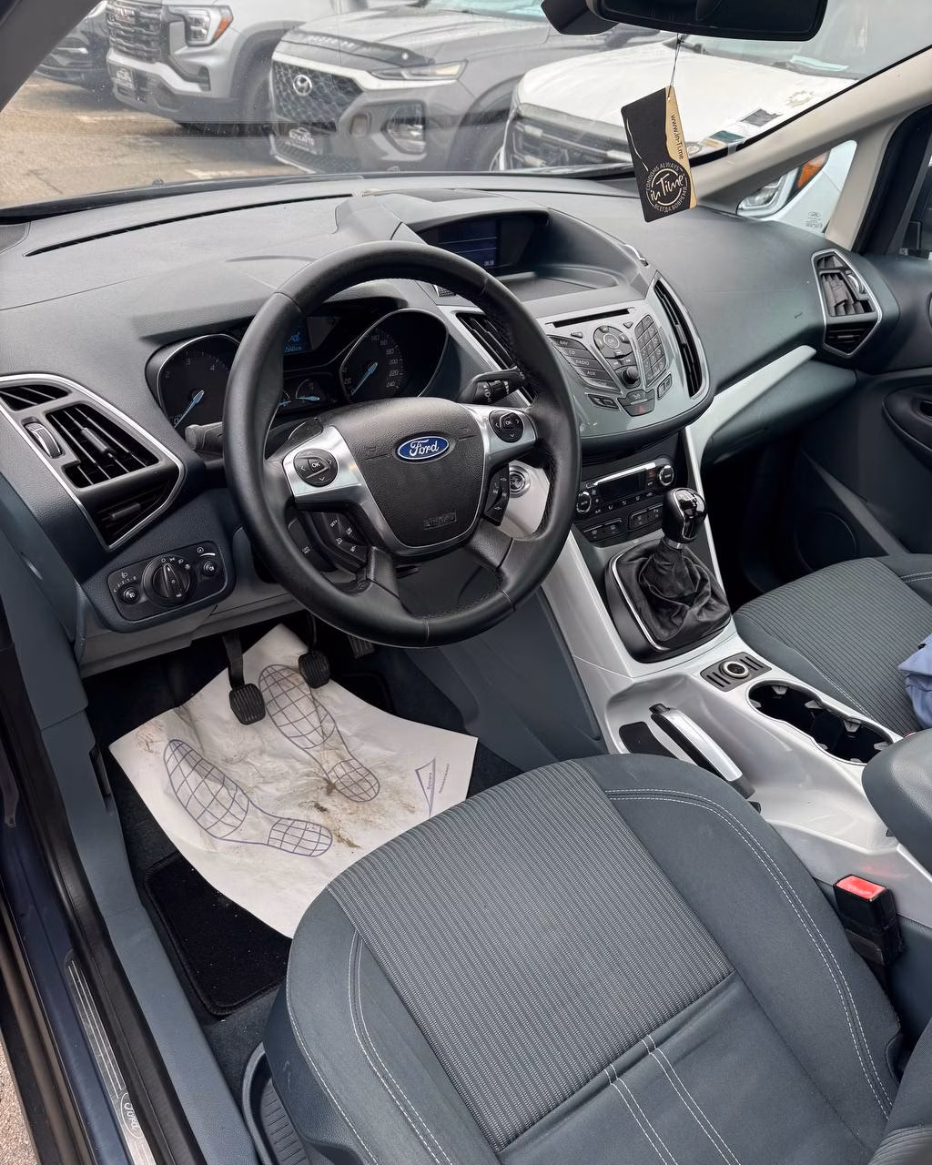 Ford Grand C-Max фото 9