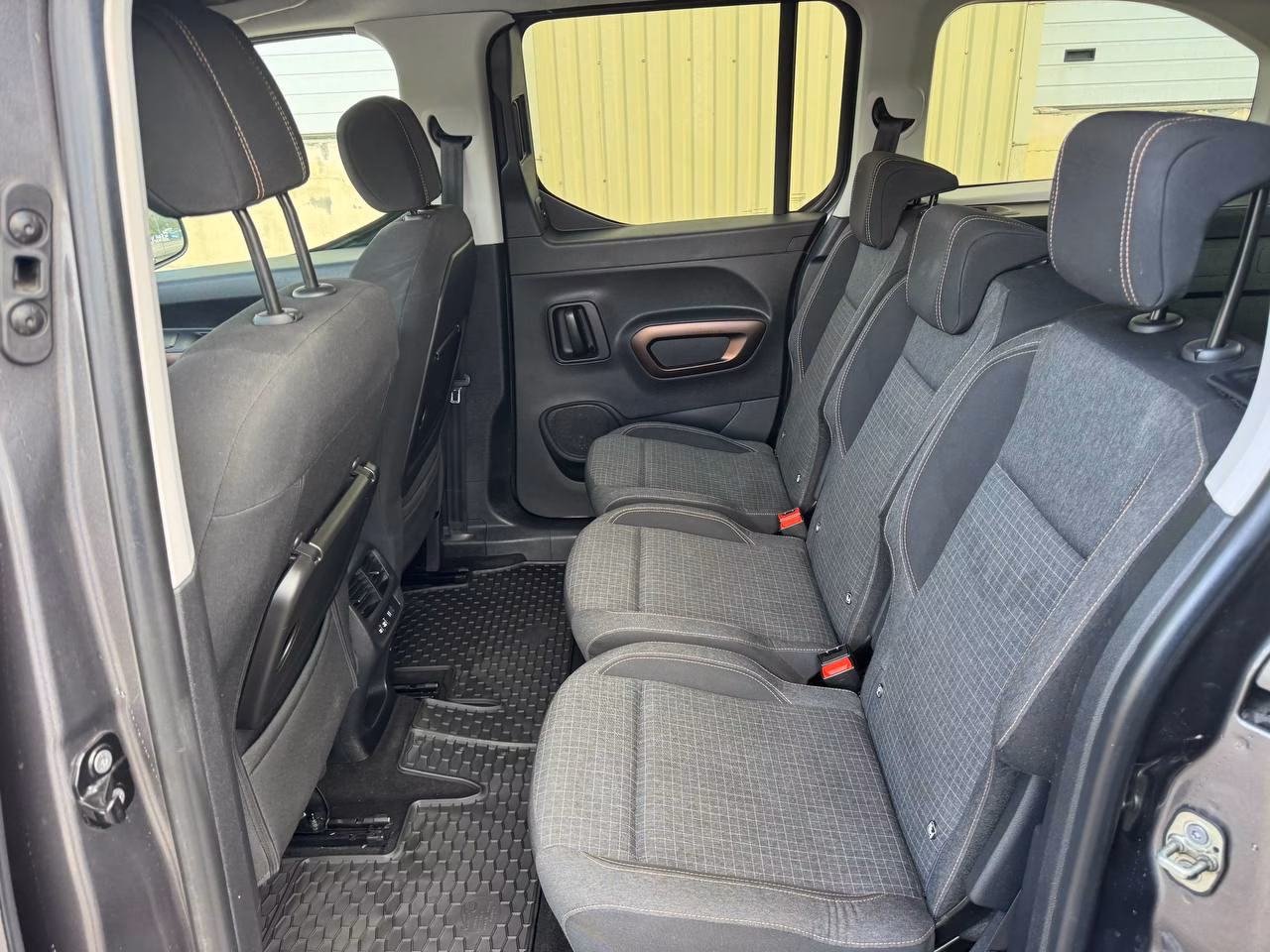 Peugeot Rifter фото 12
