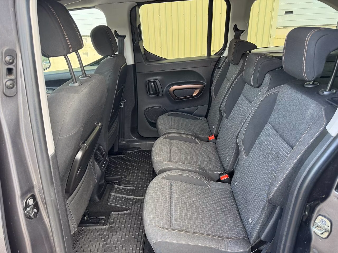Peugeot Rifter фото 17