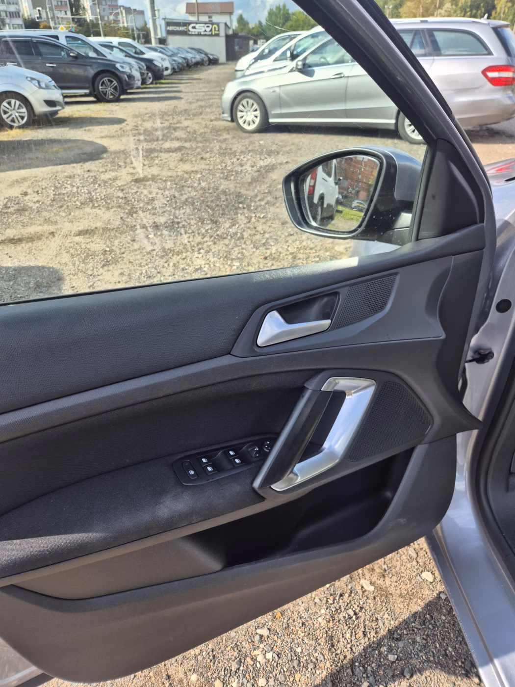 Peugeot 308 фото 7