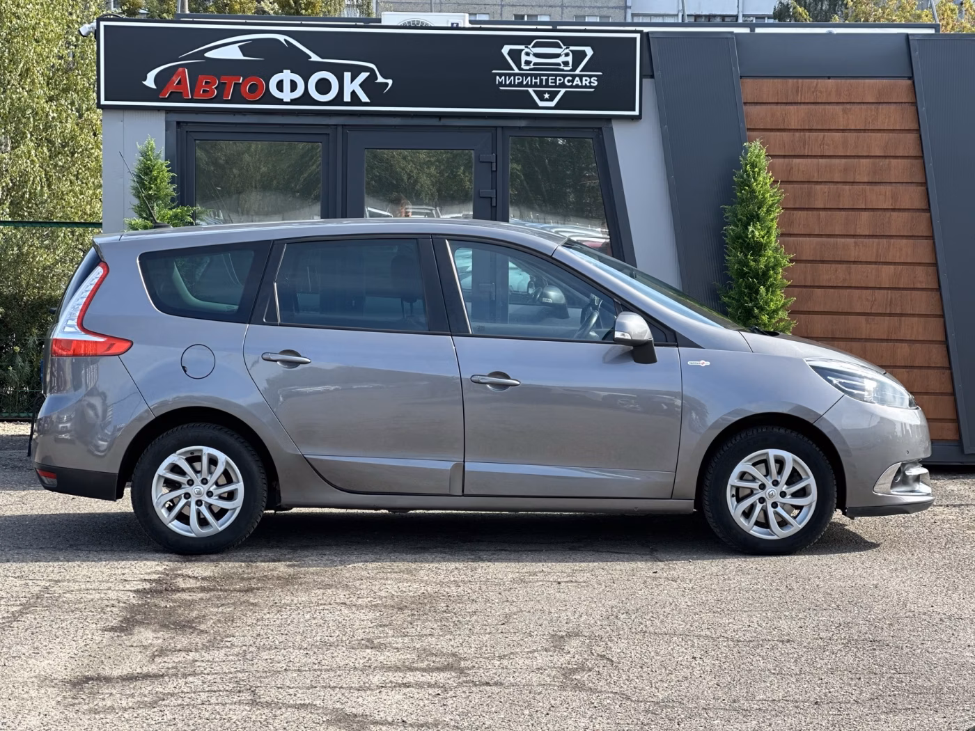 Renault Grand Scenic фото 2
