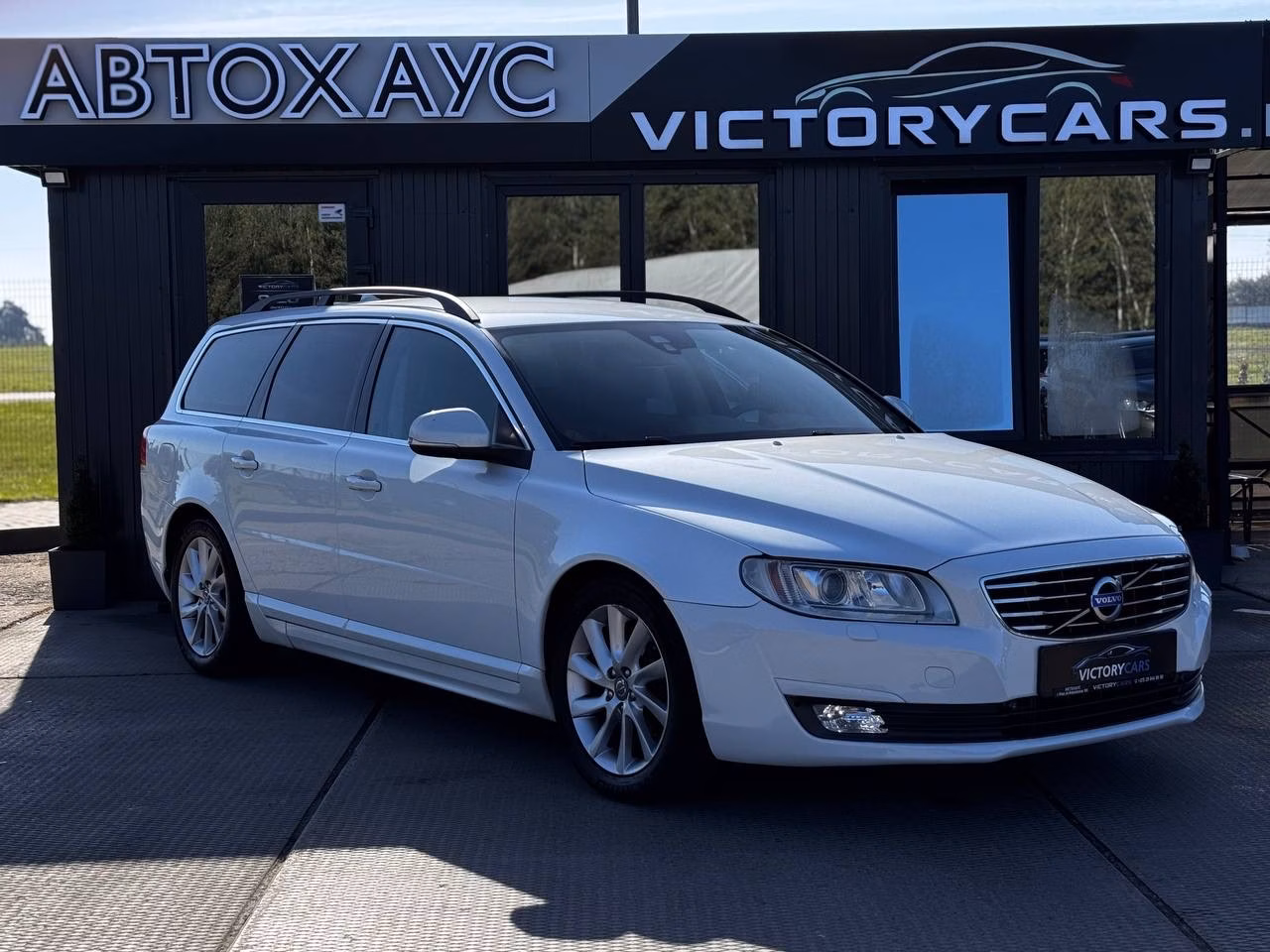 Volvo V70 фото 3