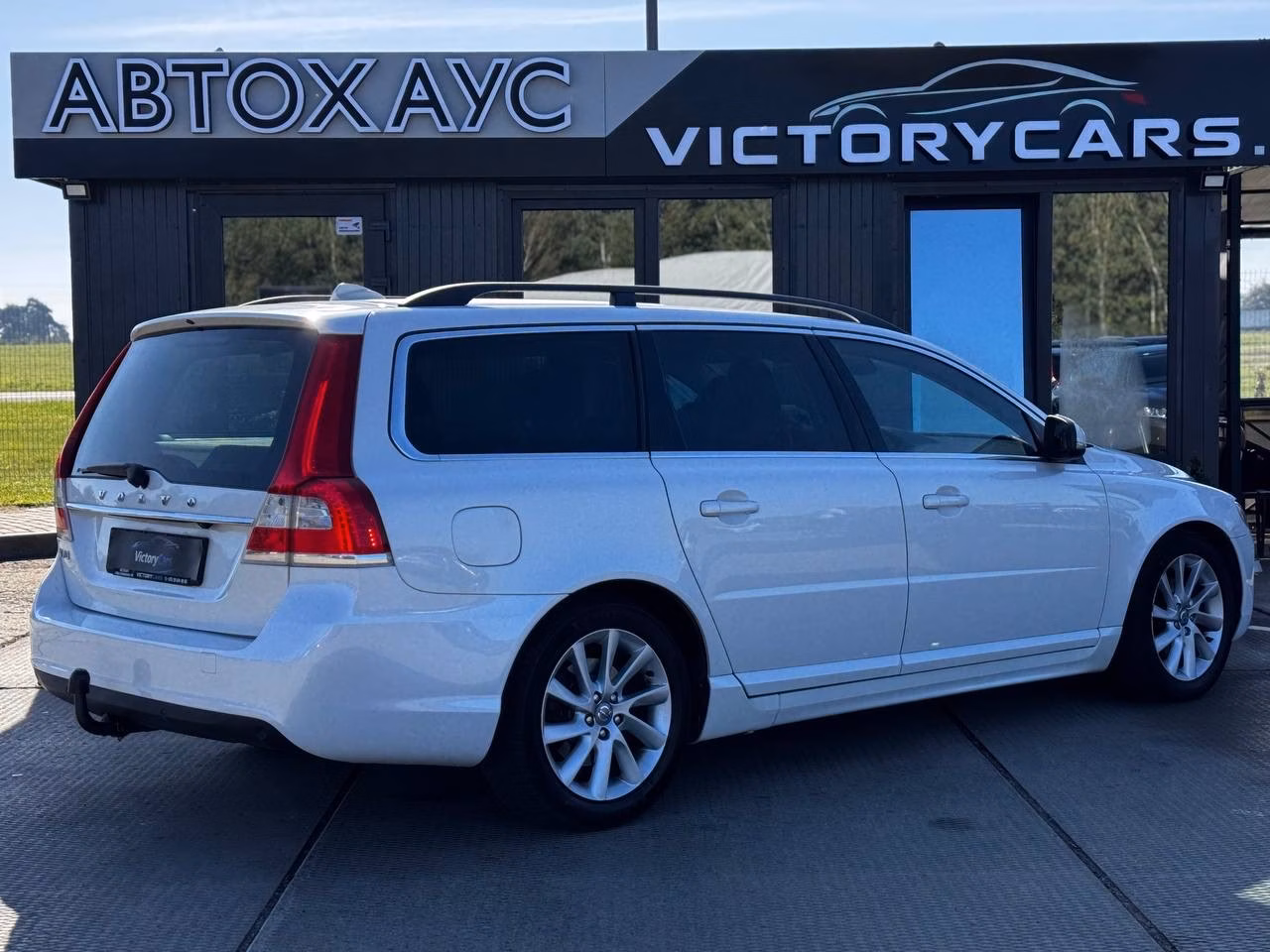 Volvo V70 фото 6
