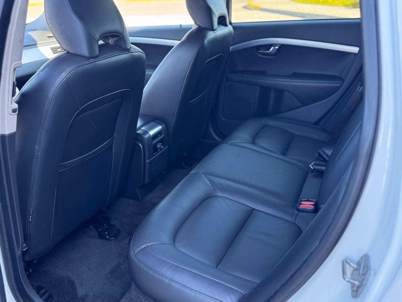 Volvo V70 фото 18