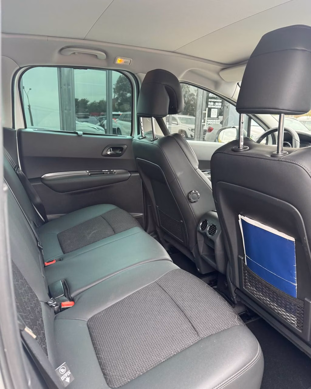 Peugeot 3008 фото 14