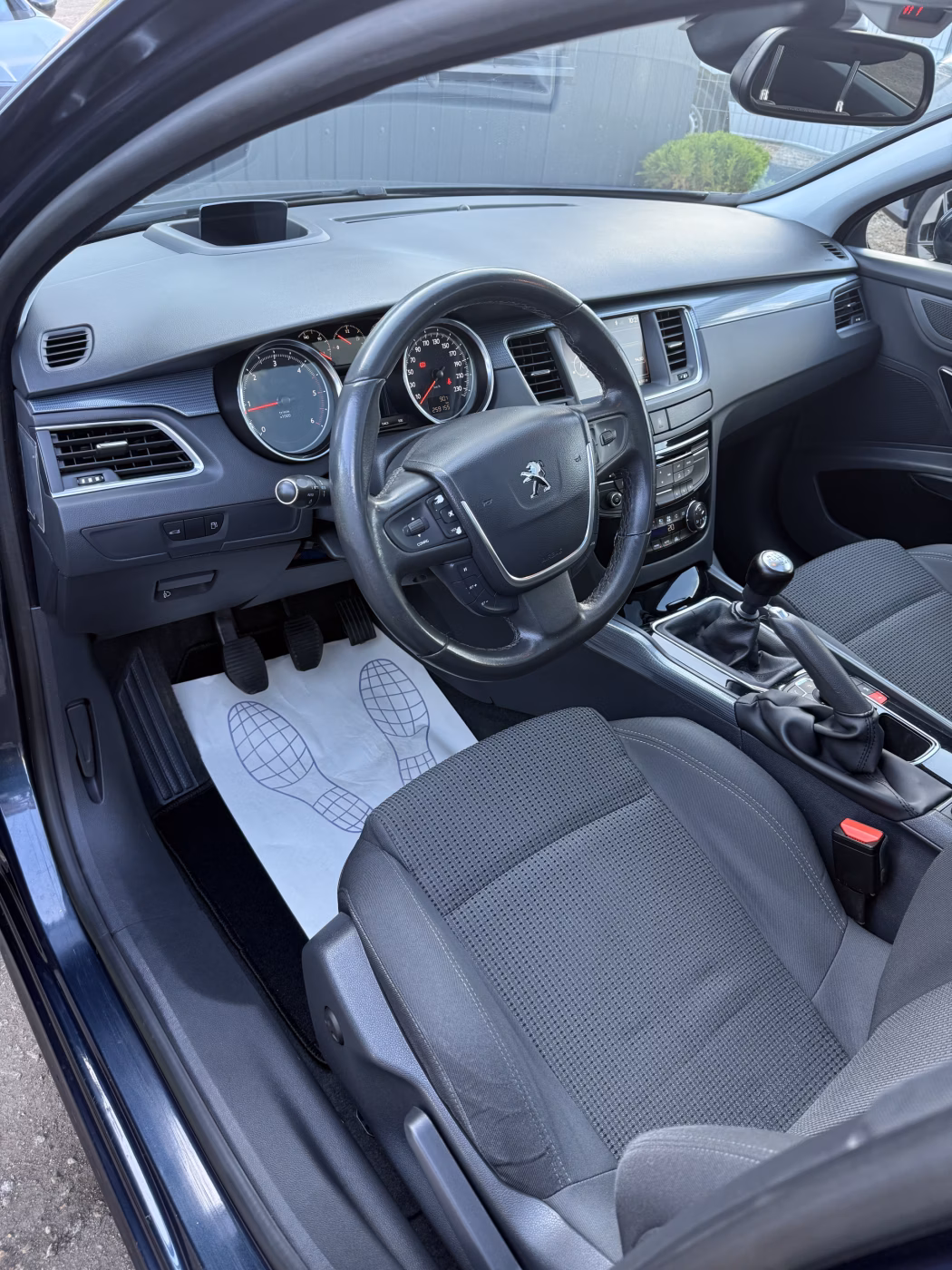 Peugeot 508 фото 7