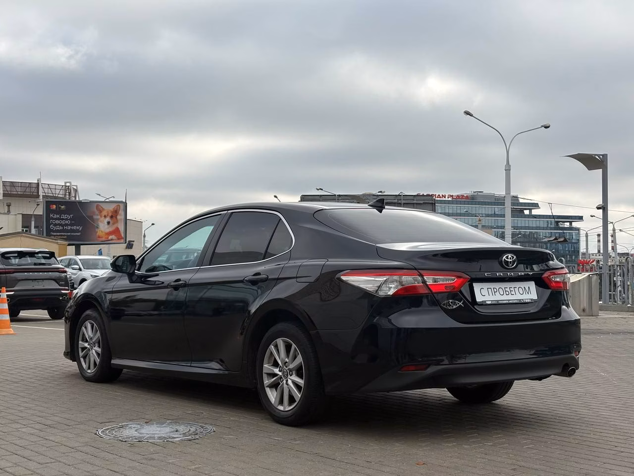 Toyota Camry фото 7