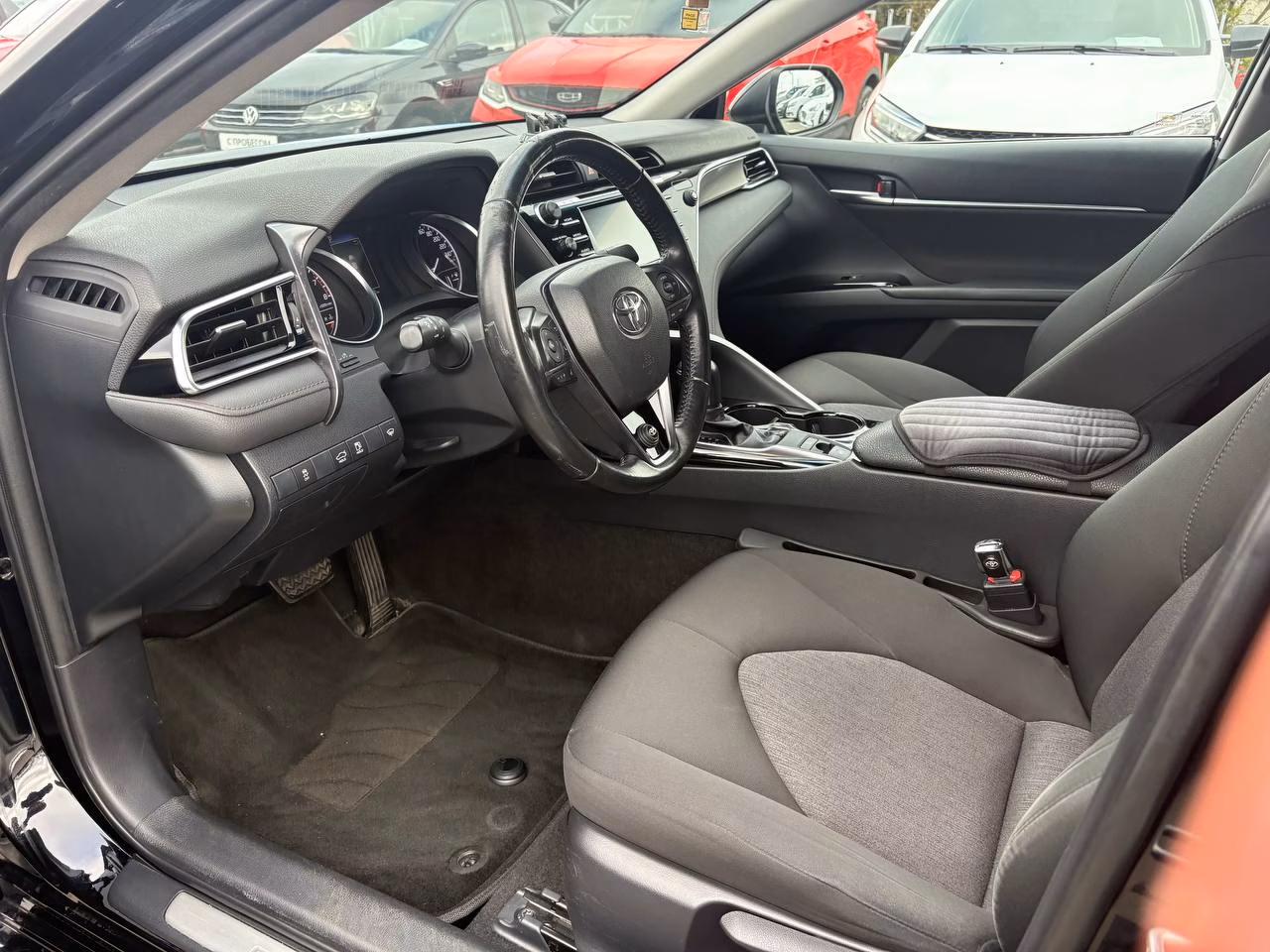 Toyota Camry фото 9
