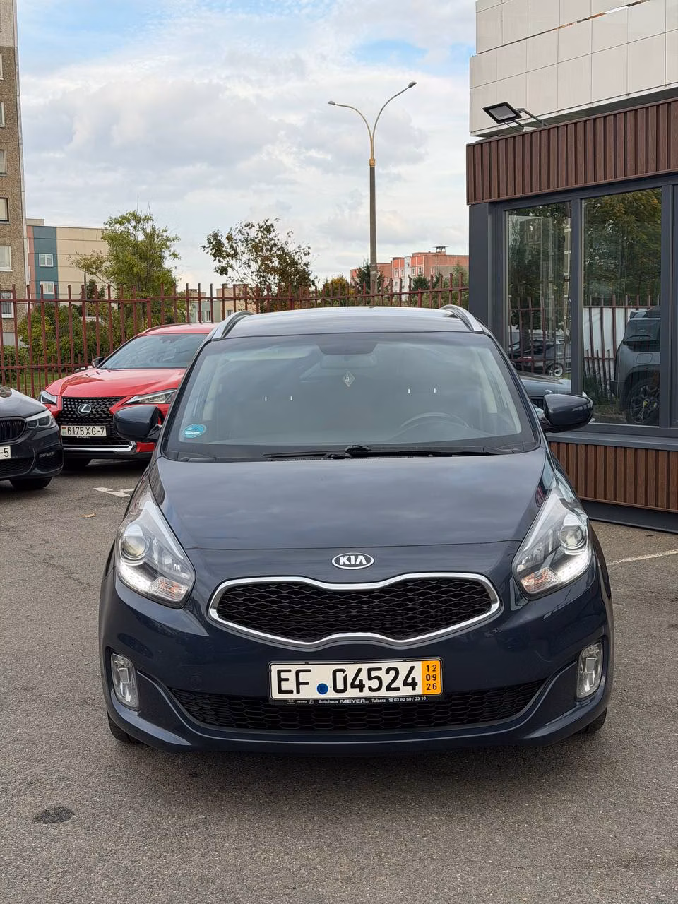Kia Carens фото 2