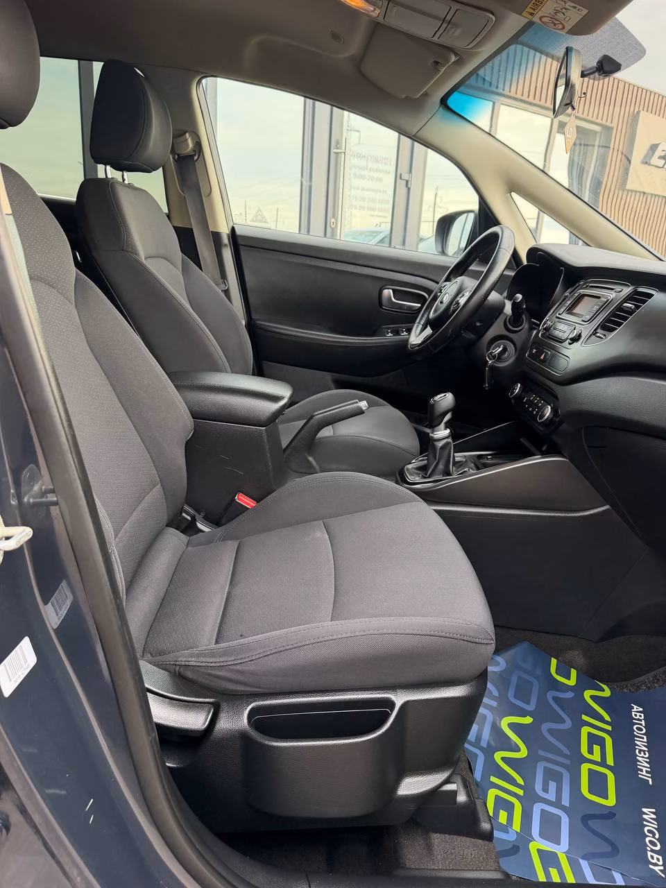 Kia Carens фото 14